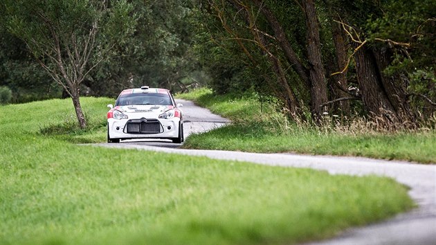 Francouzsk pilot Bryan Bouffier testoval na Krumlovsku svj citroen ped startem Barum Rally.