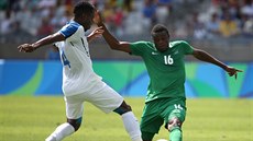 Momentka z fotbalového zápasu olympijského turnaje, Honduras hrál proti Nigérii...