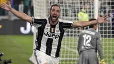 Útočník Gonzalo Higuaín se v dresu Juventusu uvedl vítěznou trefou v zápase...