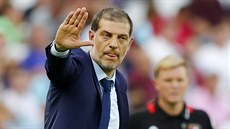 Chorvatský kou� fotbalist� West Hamu Slaven Bili�.