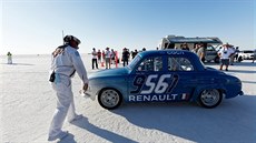 Nicolas Prost za volantem rychlostního speciálu Renault Dauphine