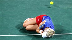 TAK AHOJ! Tenistky Andrea Hlaváková s Lucií Hradeckou se opt rozely.