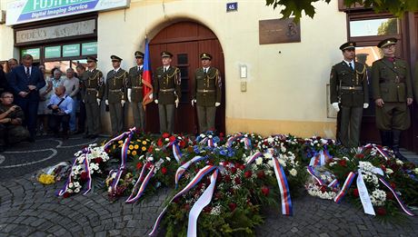 V Roudnici nad Labem odhalili 26. srpna ke 120. výroí narození...