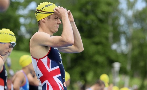 JONATHAN BROWNLEE. Letoní vítz ETU Triathlon Premium European Cup v Karlových...