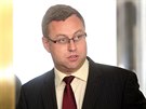 Státní zástupce Pavel Zeman pichází na jednání poslanecké vyetovací komise,...