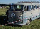 Mezinárodní sraz majitelů a příznivců vozů značky Volkswagen hostilo v pátek a...