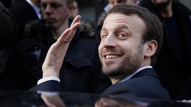 Odstupujc francouzsk ministr hospodstv Emmanuel Macron. (12.ervence 2016)