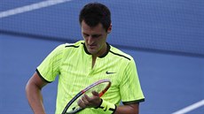 Australský tenista Bernard Tomic se na US Open pohádal s fanoukem.