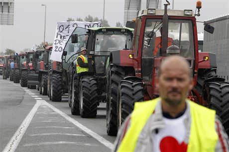 Francouzi protestovali proti Dungli v Calais (5. z 2016)