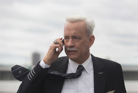 Tom Hanks jako pilot pezdvan Sully