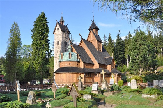 Devný kostel Wang je hlavní atrakcí krkonoského stediska Karpacz.