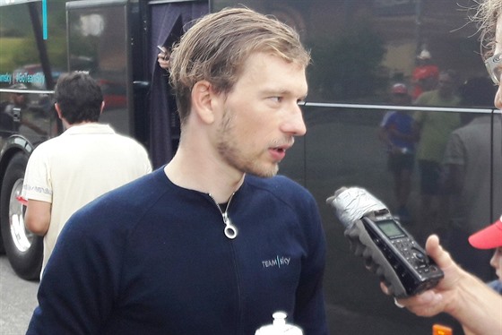 Leopold König pi rozhovoru po tinácté etap na panlské Vuelt.