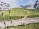 Mýtický pyrenejský vrchol Col de l´Aubisque leí ve výce 1710 metr. U v roce...