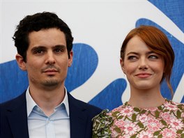 Reisér Damien Chazelle a hereka Emma Stone pedstavují v Benátkách film La La...