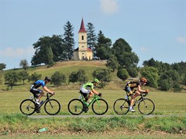EAST BOHEMIA TOUR. Cyklistick zvod se jede v Krlovehradeckm kraji.