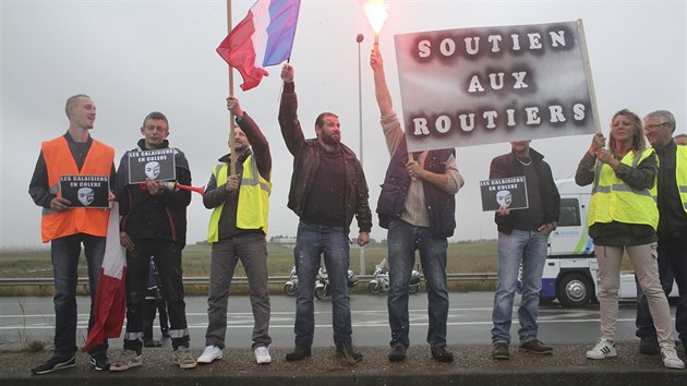 Francouzi protestovali proti Dungli v Calais (5. z 2016)