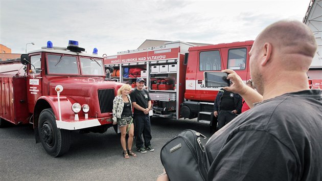 Zbirosk tatrovn je tradin pehldkou pedevm hasiskch vozidel znaky Tatra od historickch a po ty nejnovj.