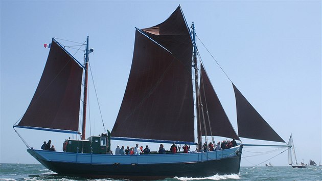 Jedna z plachetnic flotily firmy TransOceanic Wind Transport - Notre-Dame de Rumengol.