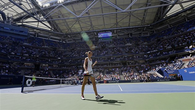 V SEVEN TRIBUN. Karolna Plkov ve tvrtfinle US Open.