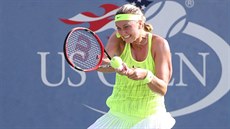 eská tenistka Petra Kvitová returnuje ve 3. kole US Open.