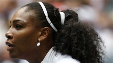 Favoritka Serena Williamsová v zápase tetího kola US Open proti védce...