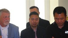 Jianqing Dong (uprosted) u Mstského soudu v Praze (7. záí 2016)