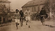 Historické fotografie prvního eského maratonu