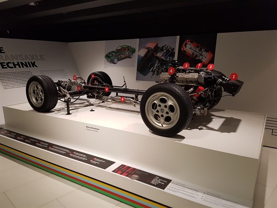 Expozice 40 let transaxle v muzeu Porsche ve Stuttgartu