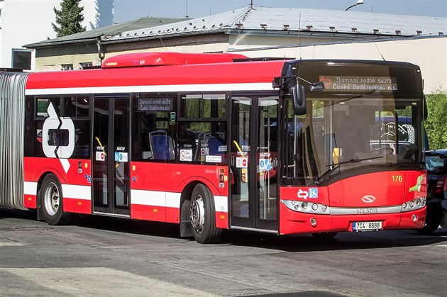 Dopravní podnik v eských Budjovicích slaví 65 let od zahájení autobusové...
