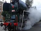 Historick� vlak ke st�mu v�ro�� trat� Litovel-�ervenka