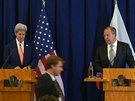 John Kerry a Sergej Lavrov