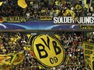 Fanouci fotbalist Borussie Dortmund bhem utkání Ligy mistr na hiti Legie...
