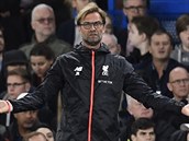 Trenr Liverpoolu Jrgen Klopp bhem ligovho utkn na hiti Chelsea.