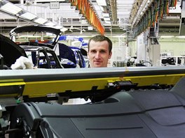 Montá�ní linka v mladoboleslavské �kod� Auto. Ilustra�ní snímek