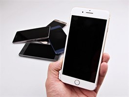 iPhone 7/7 Plus je pikový smartphone, který vak neudlal tak zásadní skok...