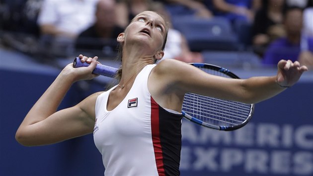 Karolna Plkov sleduje mek ve finle tenisovho US Open.