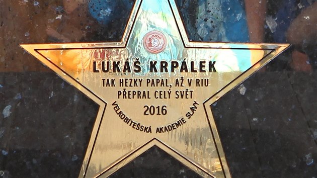 Judista a olympijsk vtz Luk Krplek poktil ve Velk Btei svoji hvzdu na chodnku slvy (11. z 2016).
