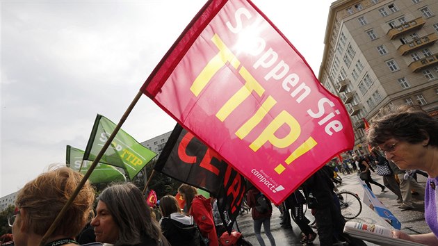 Proti dohodm TTIP a CETA protestovaly v Nmecku destky tisc lid (17. z 2016)