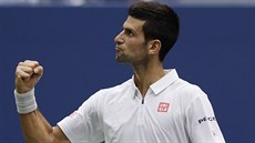 Novak Djokovi v tenisovém US Open slaví postup do finále.