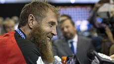 Joe Thornton v letoní sezon jet nepekonal ani jednoho brankáe soupee. 