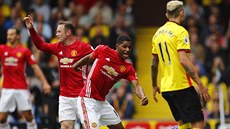 DORAZIL, VYROVNAL. Mladíek z Manchesteru United Marcus Rashford pekonal...