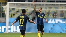 Mauro Icardi, kapitán Interu Milán, oslavuje gól proti Juventusu.