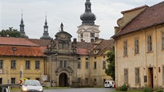 Dnes u Doksany slouí opt jako kláter, a to zásluhou polských eholnic.