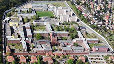 Vznice v berlínském Tegelu je nejvtí nápravné zaízení na území Nmecka....
