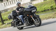 Vyzkoušeli jsme nové touringové modely Harley-Davidson 2017.