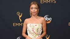 Sarah Hylandová na cenách Emmy (Los Angeles, 18. záí 2016)