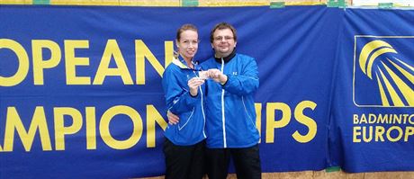 Badmintonistka Hana Milisová (vlevo)