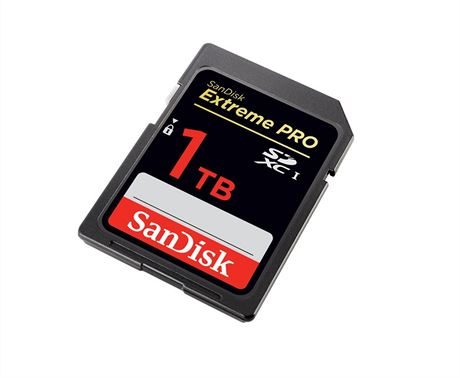První 1TB SD kartu vyrobil SanDisk.