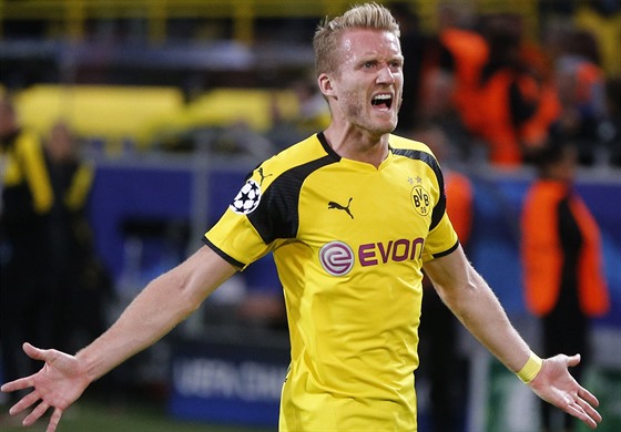 André Schürrle z Borussie Dortmund slaví gól, který práv vstelil.