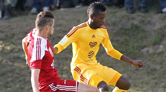 Momentka z utkání Velké Mezi�í�í - Dukla Praha.